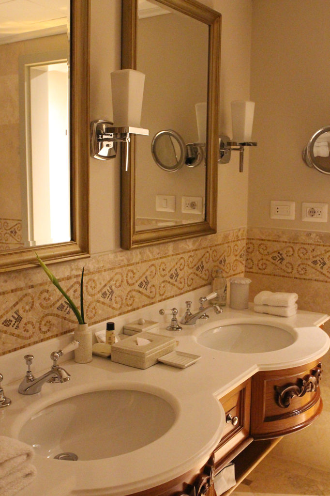 The Bathroom at the Belmond Monasterio Hotel