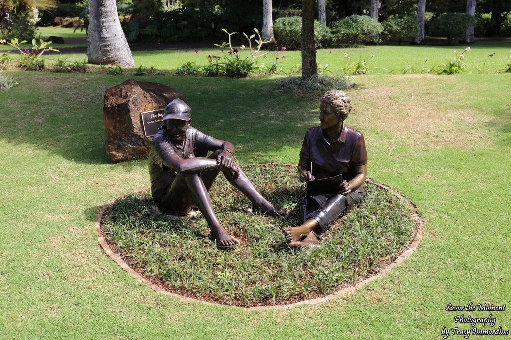 Statues of Ed and Joyce Doty